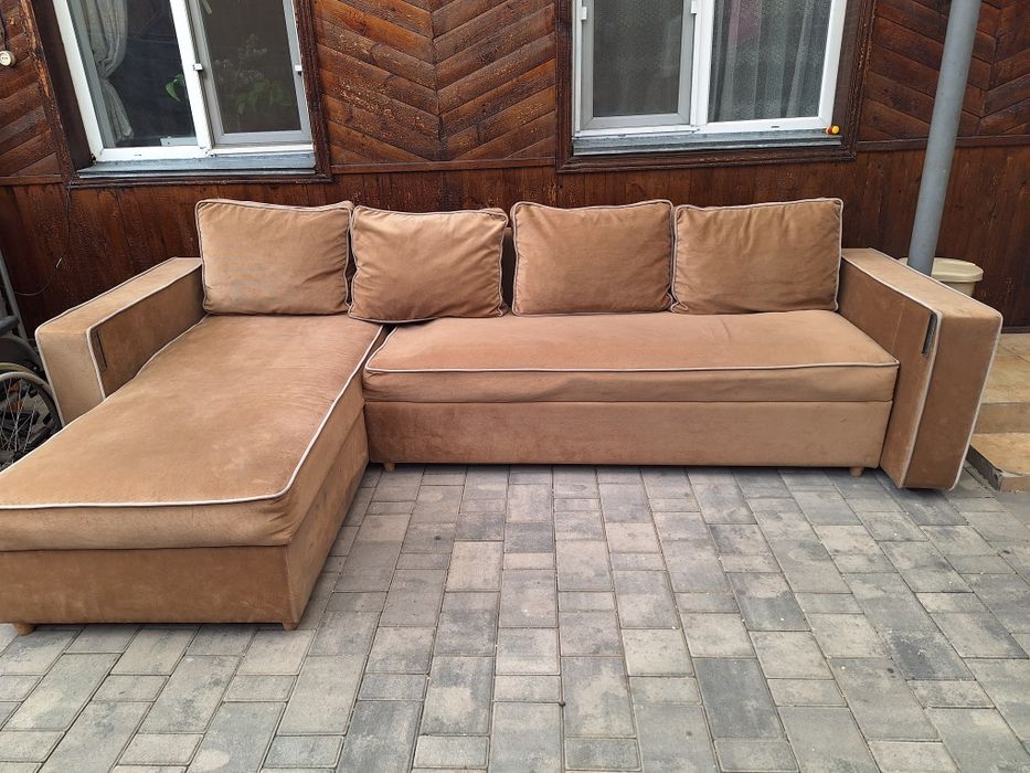 Срочно продается диван