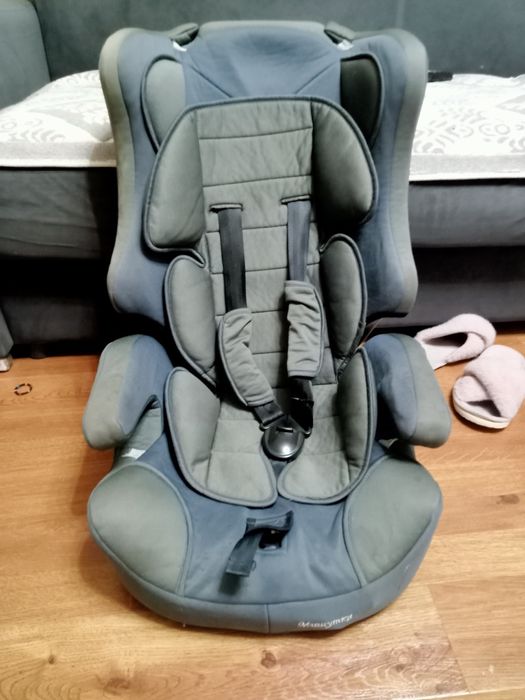 Детское автомобильное кресло