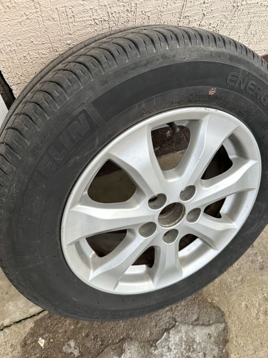 Запаска Camry 40 рестайлинг