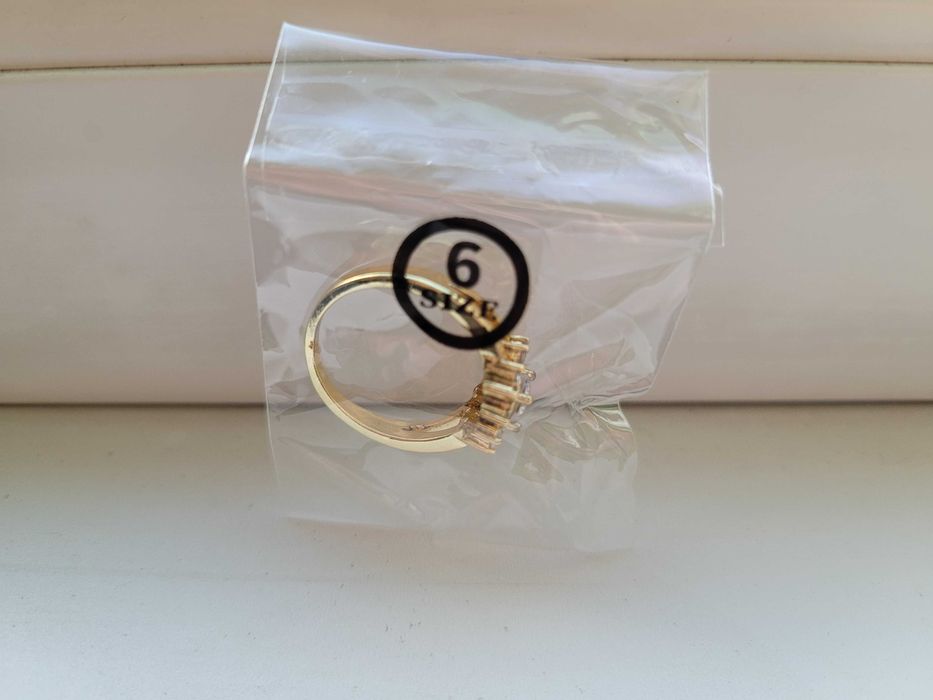 Чисто нови сребърни обеци с 2 подаръка на ТОП цена