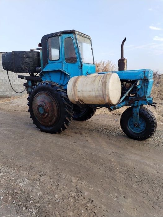 Т28 трактор ОВХ билан сотилади