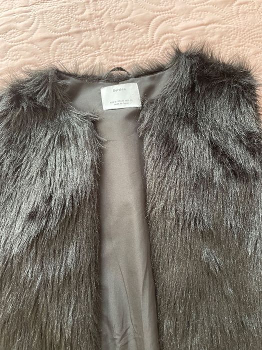 Сако Bershka, Яке Hm