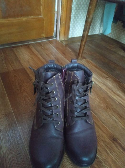 Ботинки женские,зимние