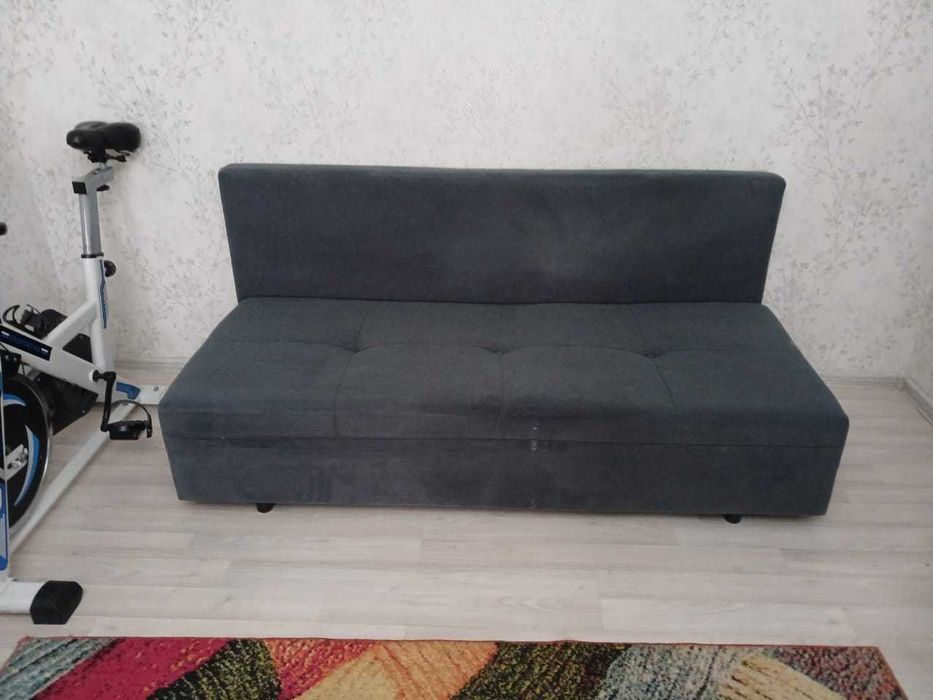 Продам диван раскладной в хорошем состоянии