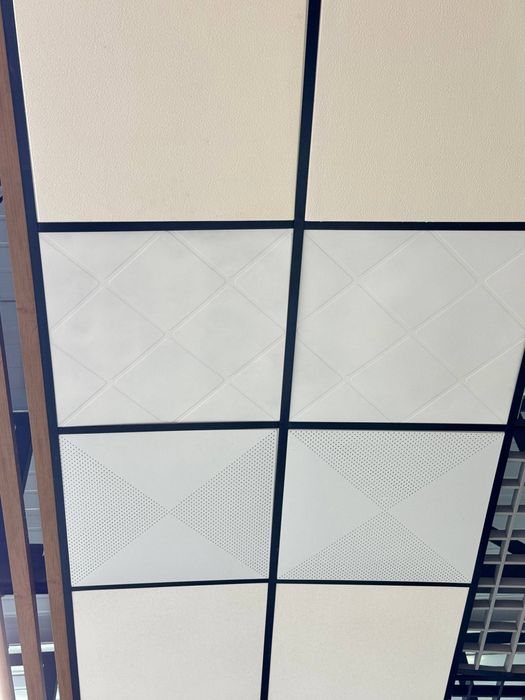 Продаётса армстронг и реечный потолок