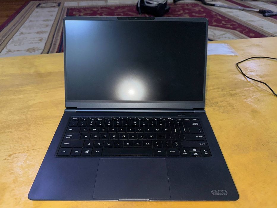 EVOO Slim 14.1 Laptop