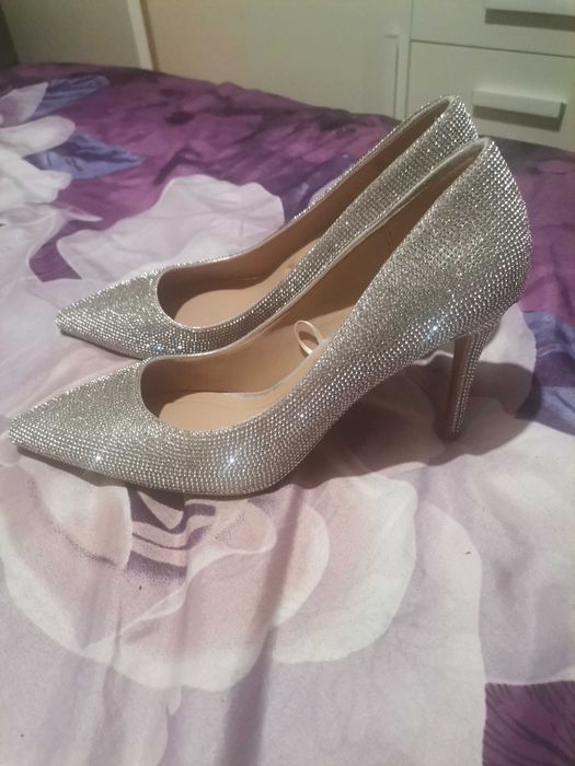 Официални обувки