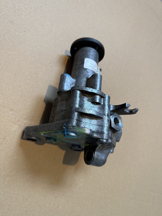 Pompa servo BMW X5 E70, X6 E71 : 6781008