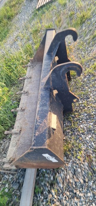 Cupă buldo  tractor