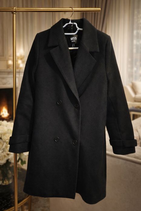 Пальто черное İpekyol