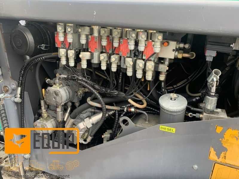 Асфальтоукладчик Vogele super 800