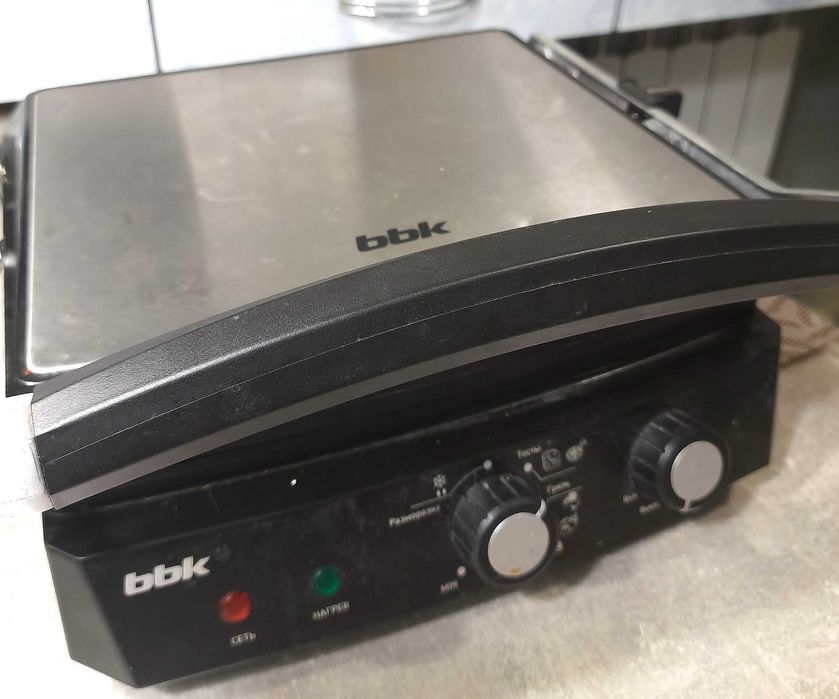 электрический гриль BBK