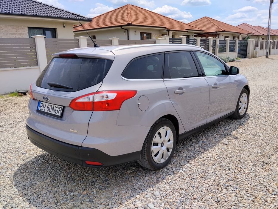 FORD Focus 2013 — imagine 3