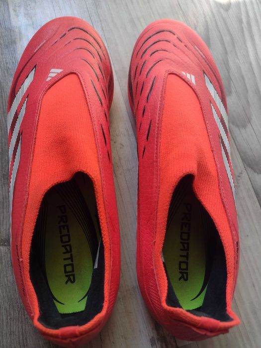 Детски футболни бутонки adidas Predator 42 номер