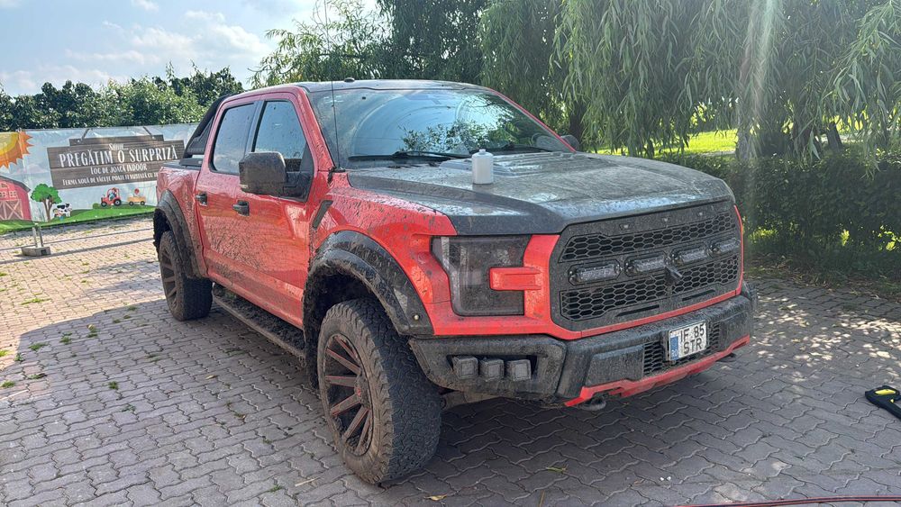 Ford F 150 Raptor (3.5 EcoBoost, 336 kW / 450 CP)