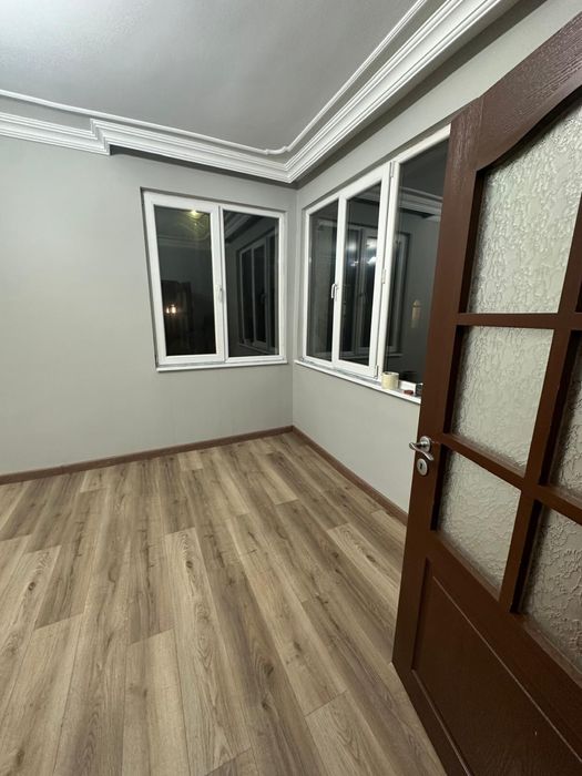 Продава се Двустаен апартамент в Силистра, Център - 55 кв.м за 1391 €/кв.м - Снимка #2