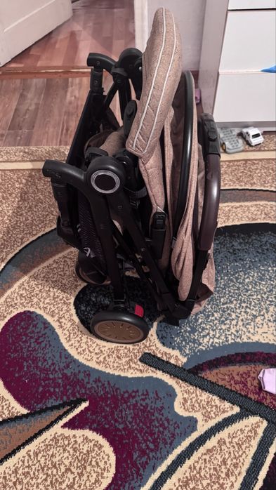 Коляска прогулочная 2в1