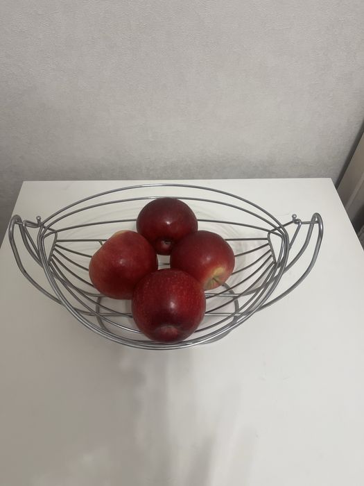 Продам фруктовницу
