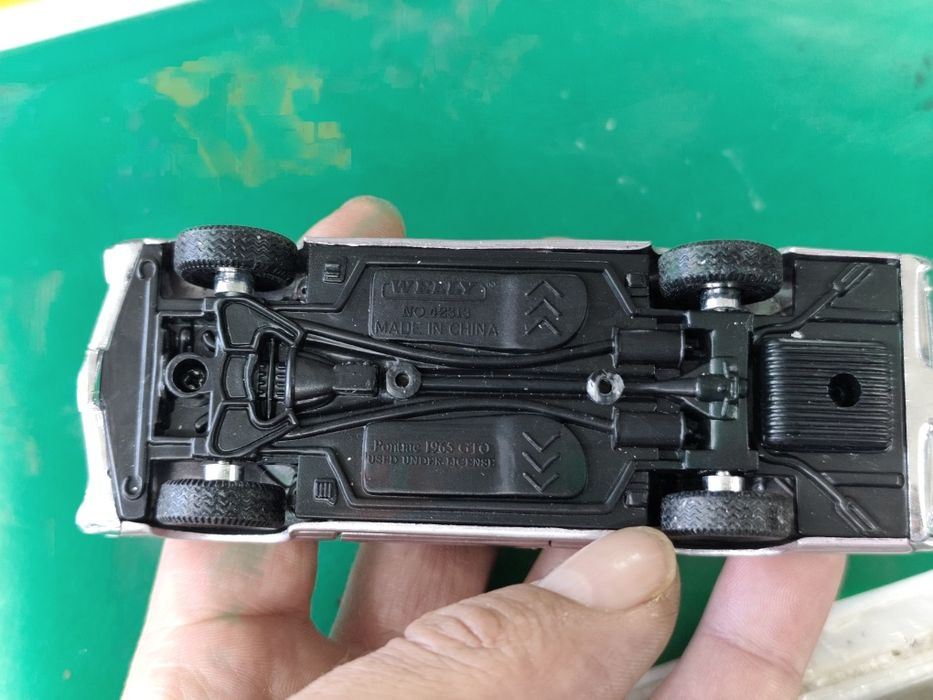 Количка welly pontiac 1965 gto