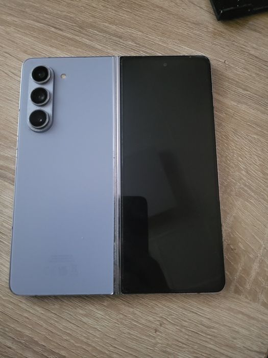 Samsung fold 5 256g