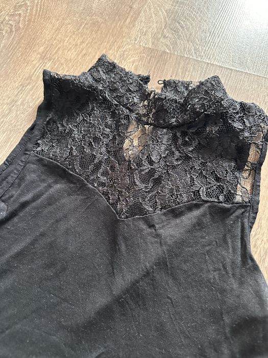 Елегантни дамски блузи