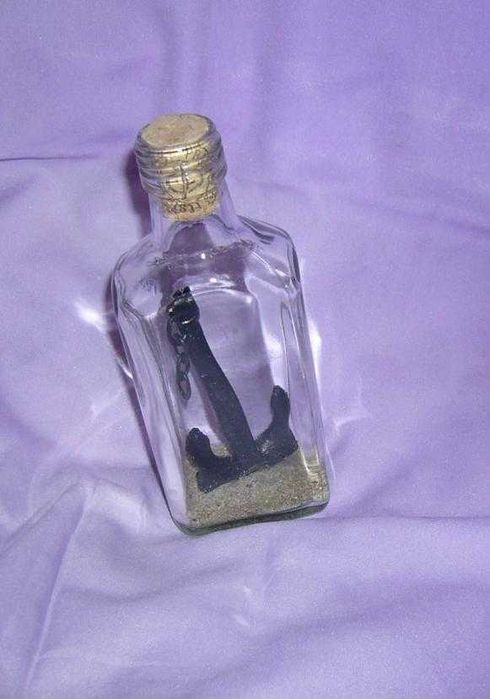 Кораби в бутилка. Котва.