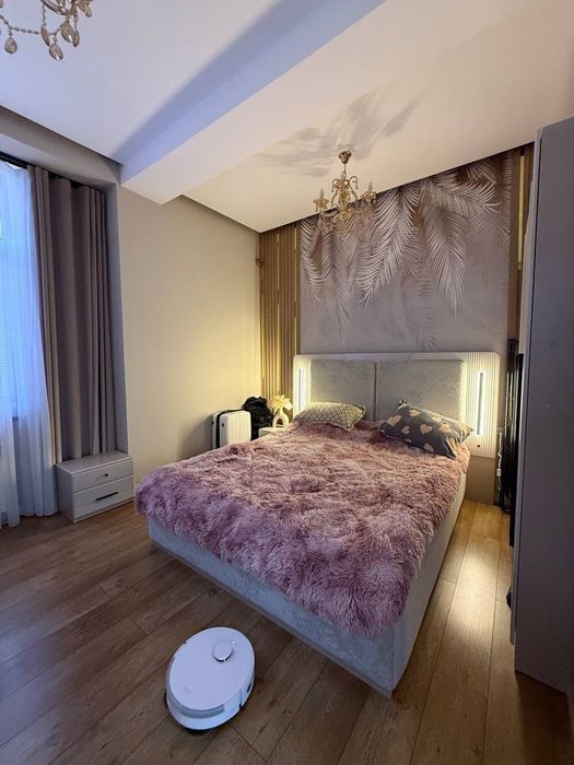 Продается квартира .Яшнабадский р-он,Рисовый