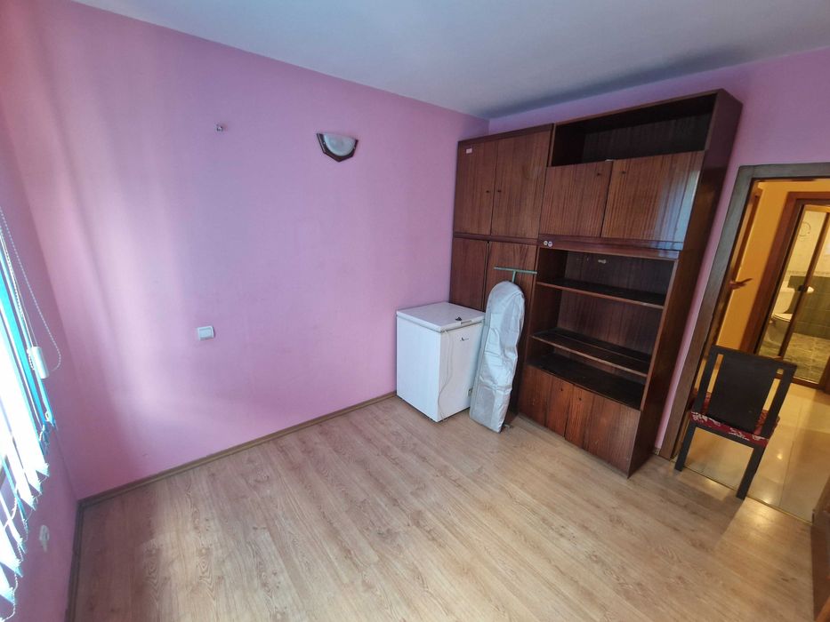 Продава се Тристаен апартамент в Благоевград, Широк център - 116 кв.м за 1078 €/кв.м - Снимка #3