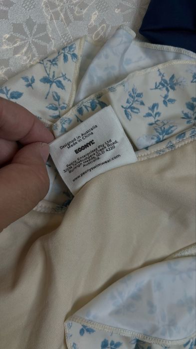 Продам купальник