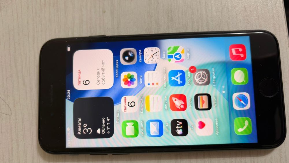 IPhone SE 3 / 128 GB