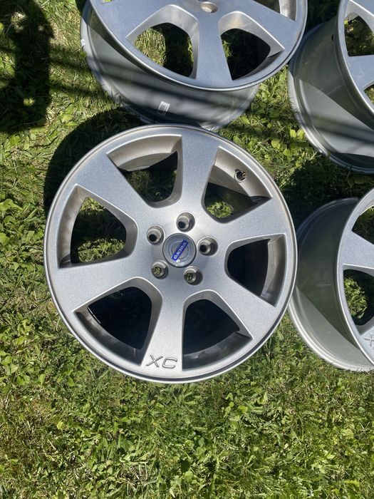 4бр.оригинални джанти Volvo XC 17”