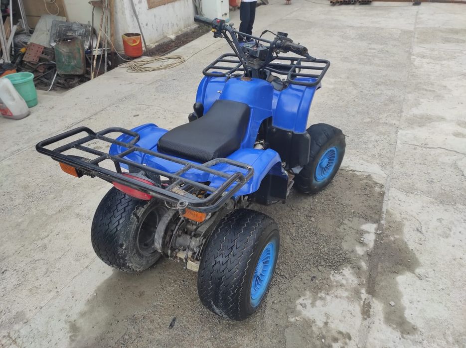 Квадроцикл продам