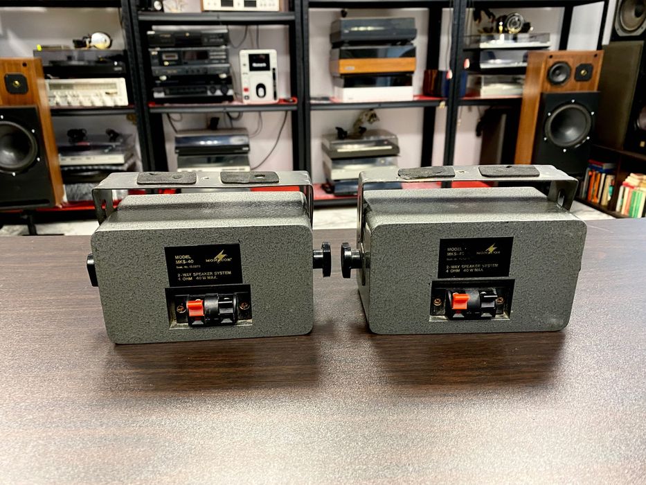 Тонколони Monacor