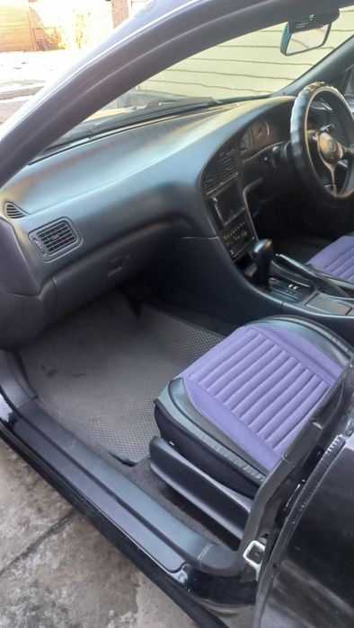 Продам тойота карина