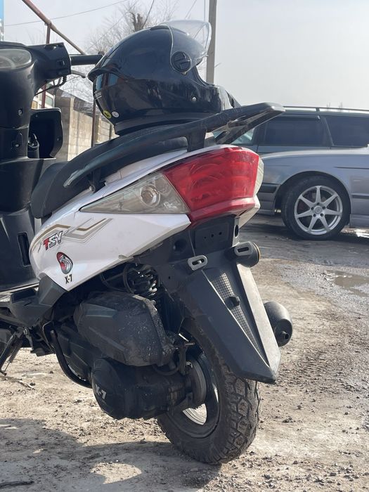 Продается м8 про мопед