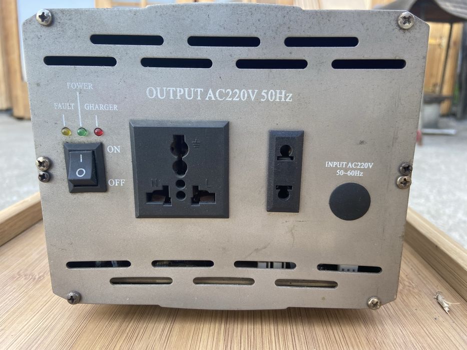 Vand invertor 12v 2000w