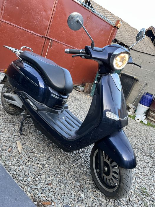 Vand scuter electric si bicicleta electrica
