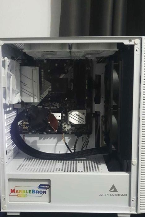 FAC MENTENANTE, REPAR laptopuri,PC-uri,PS4 si Xbox. Fac si build-uri‼️