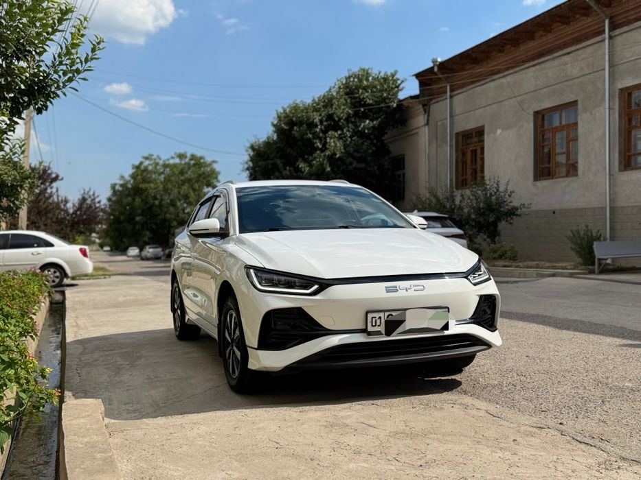 BYD E2 Luxury 2023 sotiladi