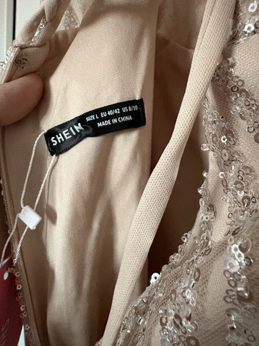 Rochie de nasa superba