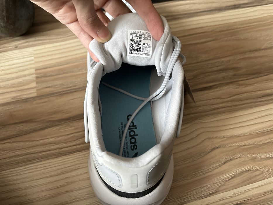 Кроссовки Adidas OZELIA