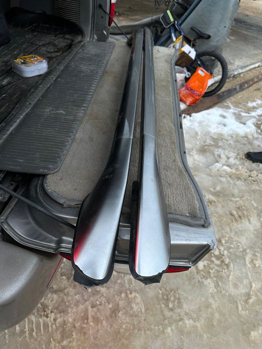 Продам рейлинг на крышу лх570