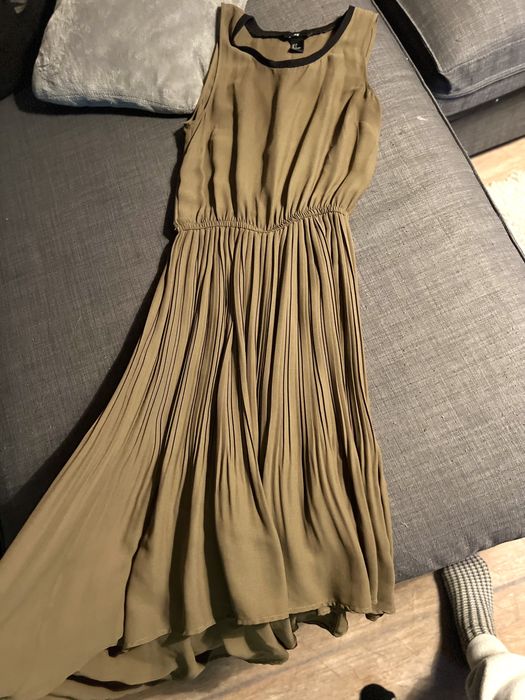 Плисирани рокли H&M