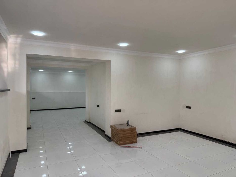 Сдаётся в аренду нежилое помещение 206 кв/м цена 2.500 $