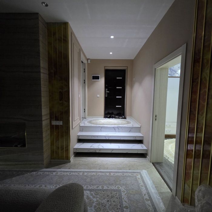 Срочно Чиланзар 2 ! Продам 3/1/4 кирпич Торговый центр