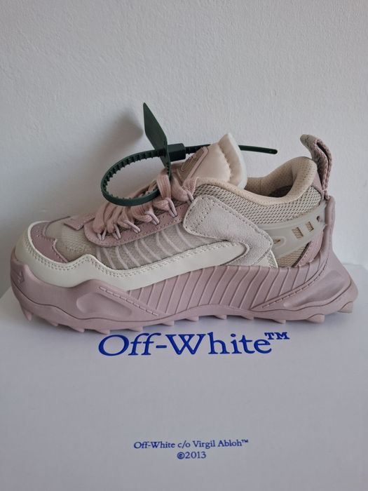 Off White Odsy Roz ( size 37 ) 750 lei