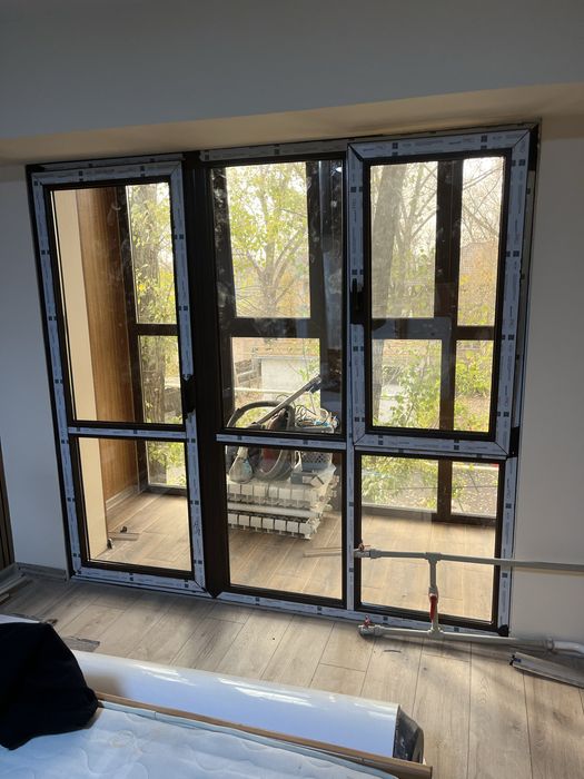 Окна двери витрожи