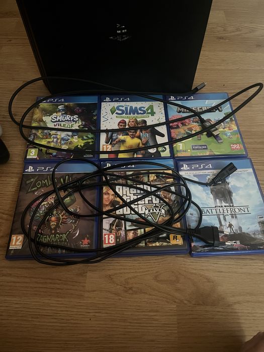 Продавам PlayStation 4