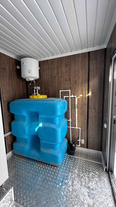 (40 футовый рабочий туалет)