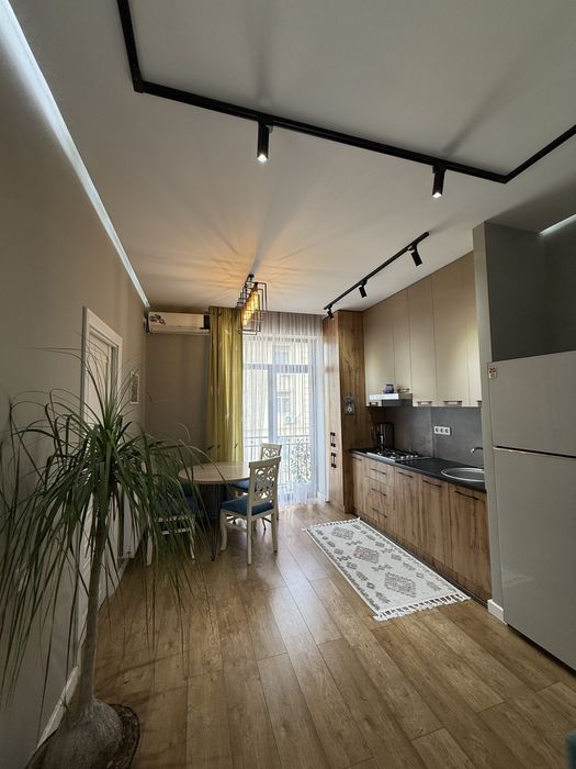 Продаётся 3 комнатная квартира в Мирзо Улугбекском районе